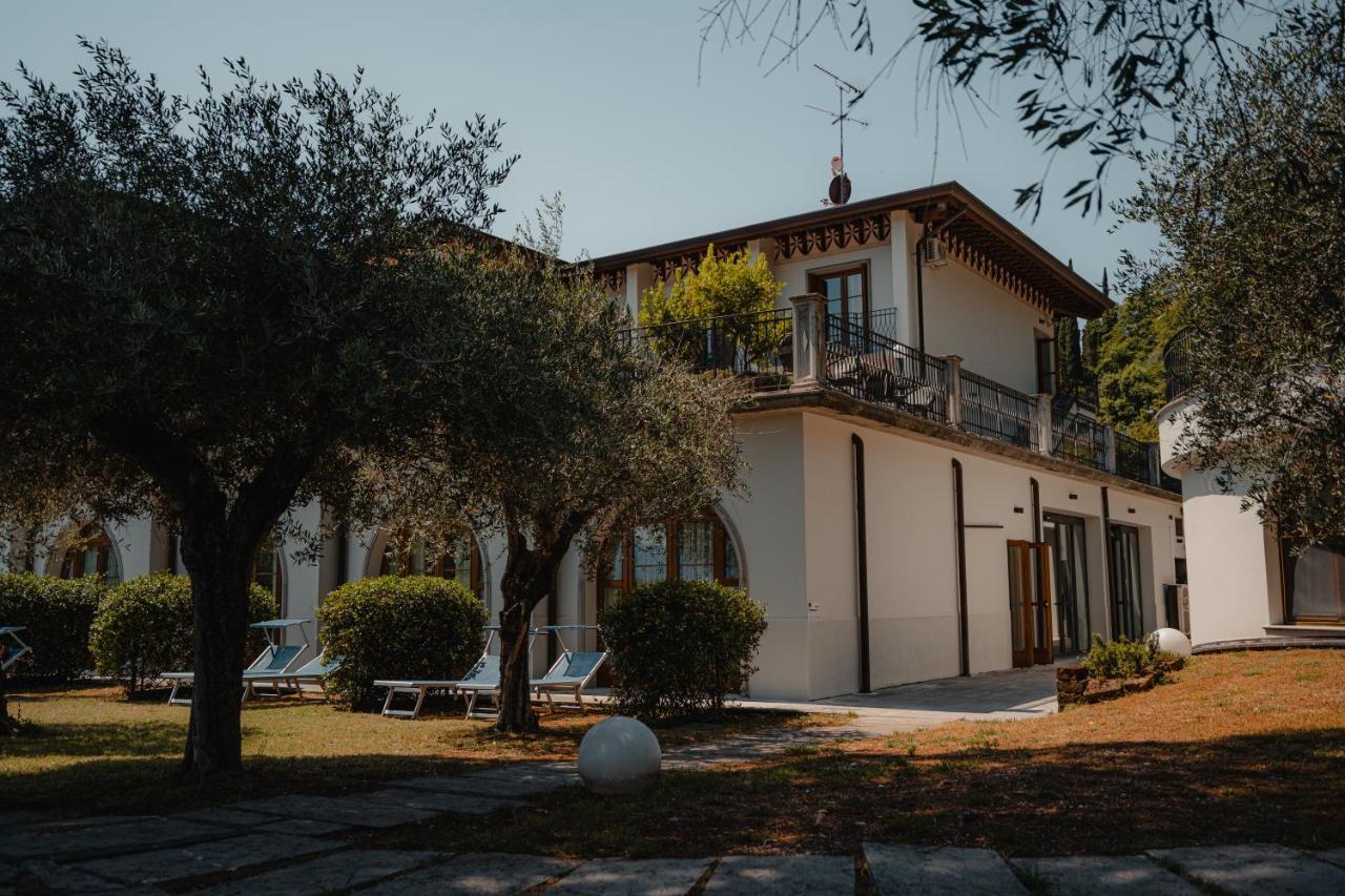 Hotel Villa Maria Au Lac - Estella Hotels Italia Toscolano Maderno Exterior foto
